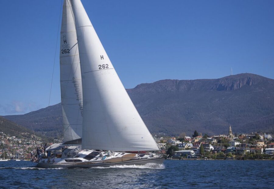 Hobart: Luxury Yacht Scenic Sailing Tour with Snacks - Helm Time: Coached Sailing That Works for First-Timers